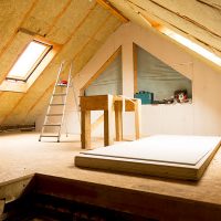 Quand réaliser une isolation sous-toiture ?